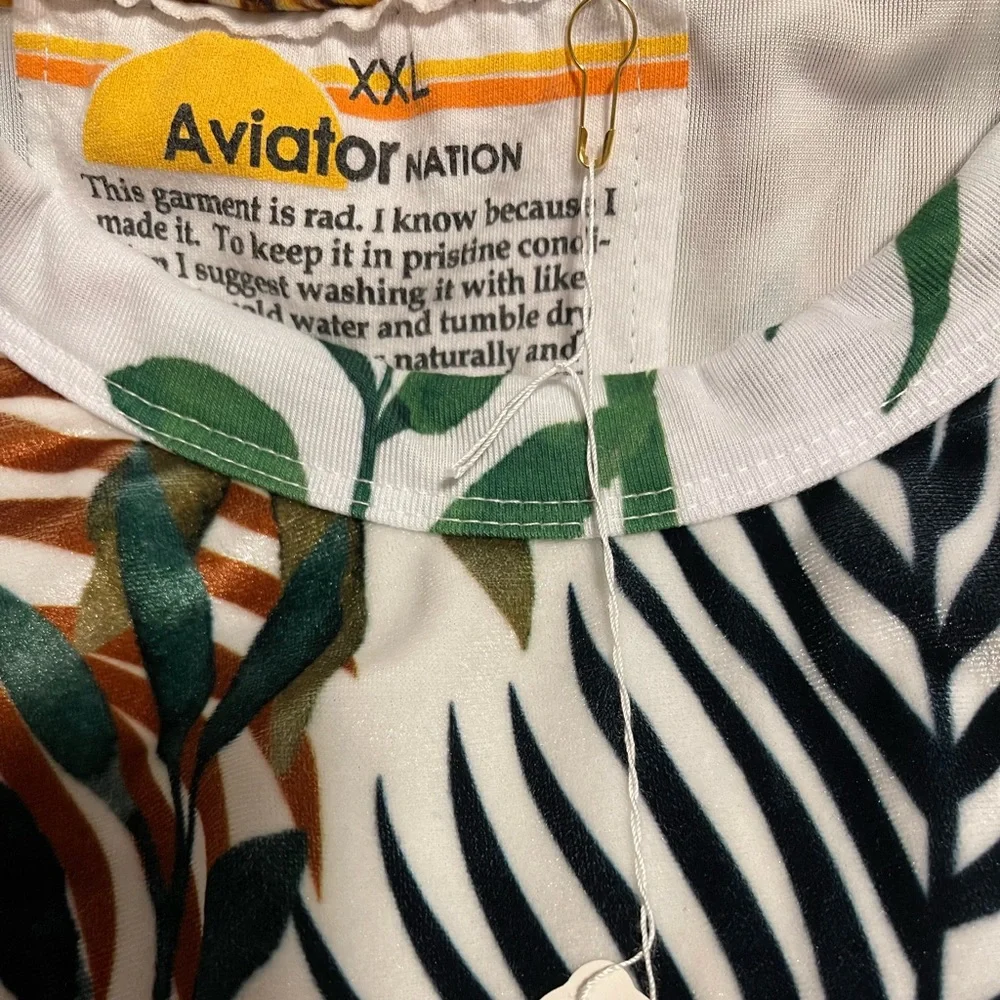 COPY - Aviator nation. Tiger Velvet sweatshirt. Never worn. - Picture 13 of 16